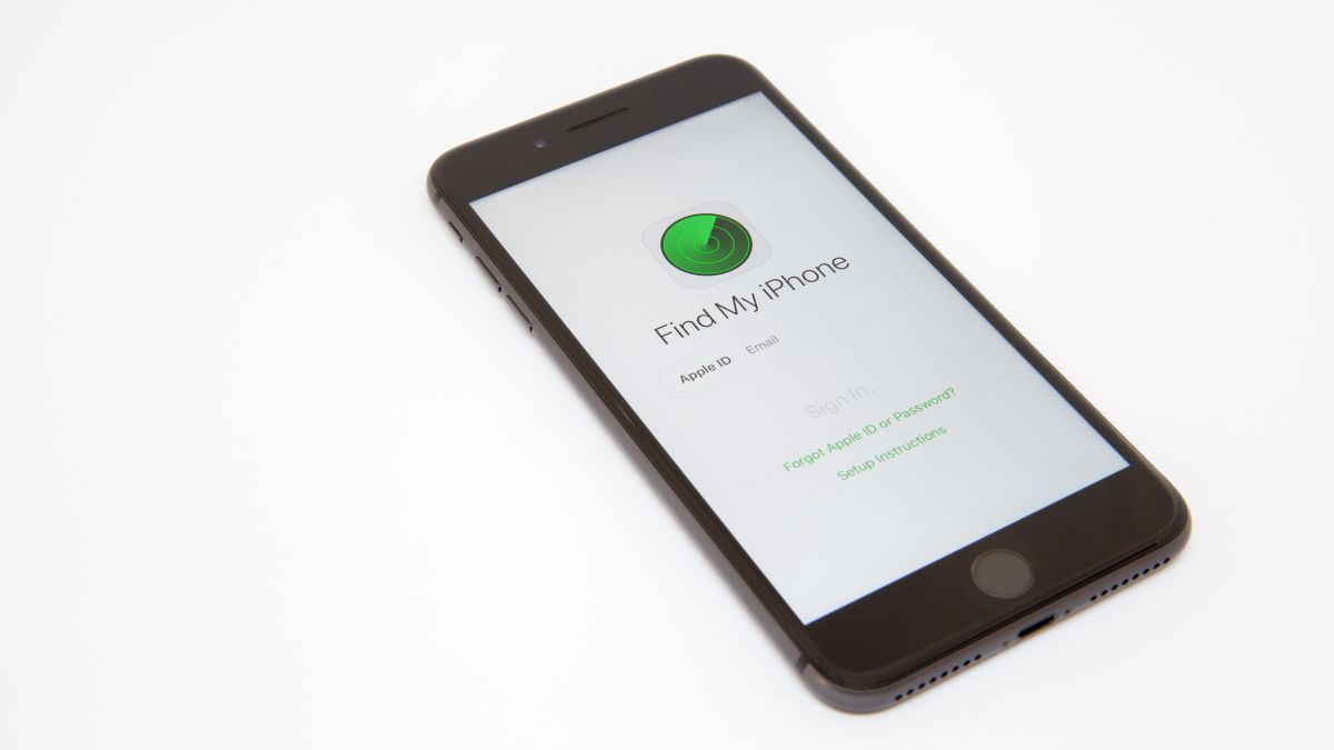 How to Access a Lost iPad That's Locked With Apple's 'Find My'