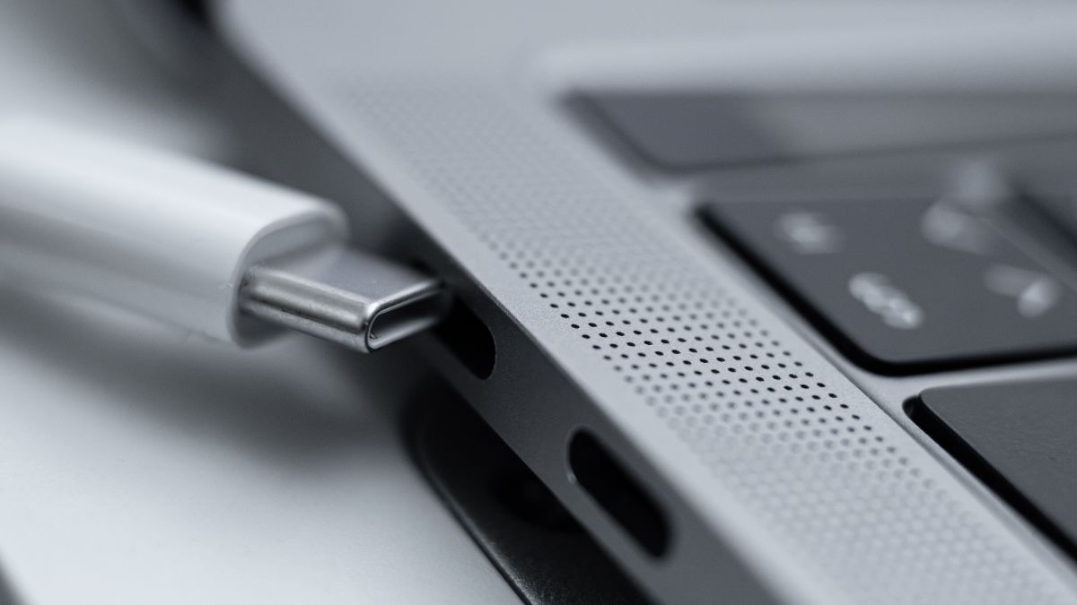 How to Extend the Life of Your MacBook's Battery