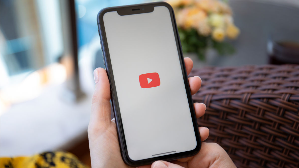 How to Get Around YouTube's Block of Picture-in-Picture Mode in iOS 14