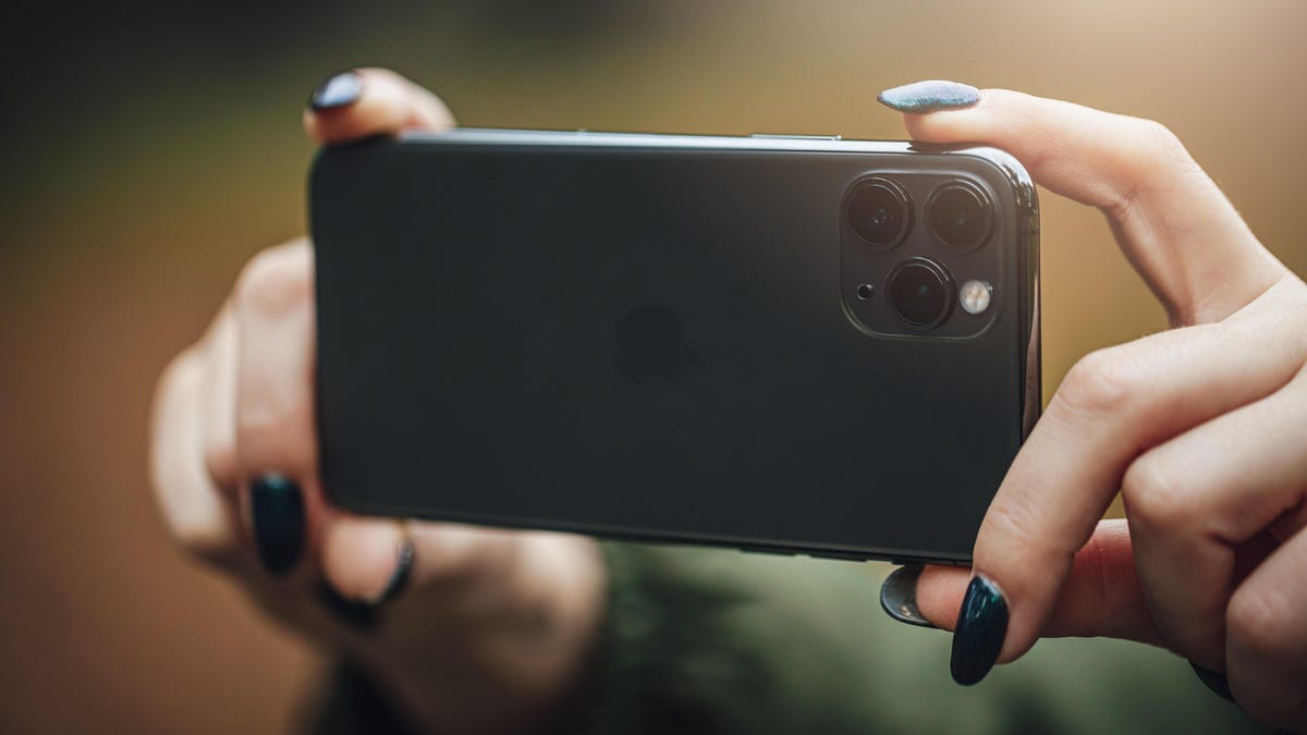 How to Keep Your iPhone's Camera Settings From Resetting When You Close the App