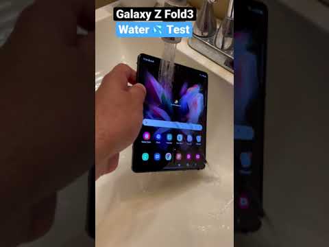 Galaxy Z Fold3 + Water 💦