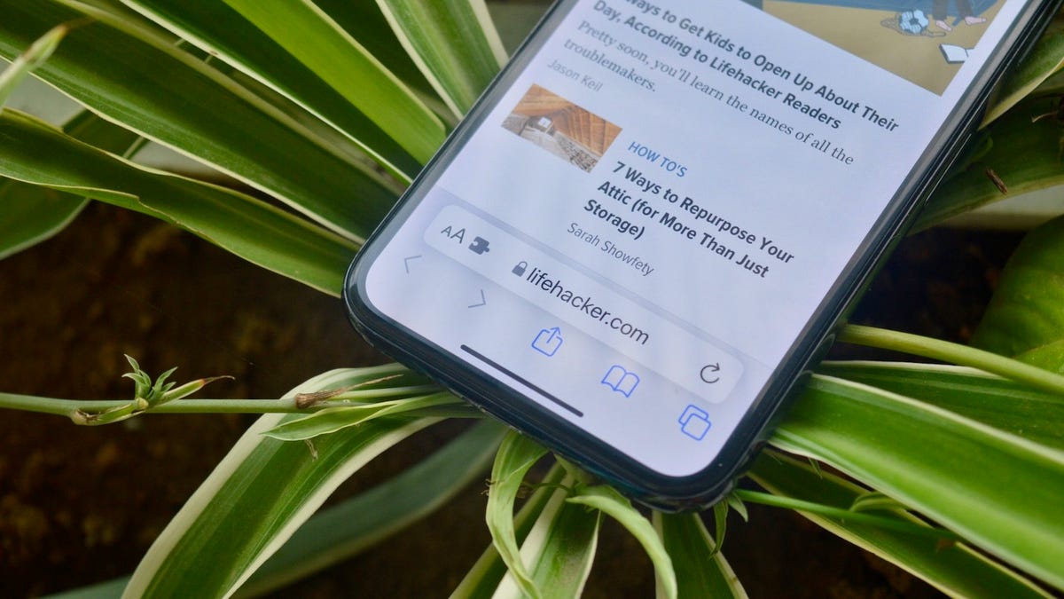 10 of the Biggest Annoyances in iOS 15 (and How to Fix Them)