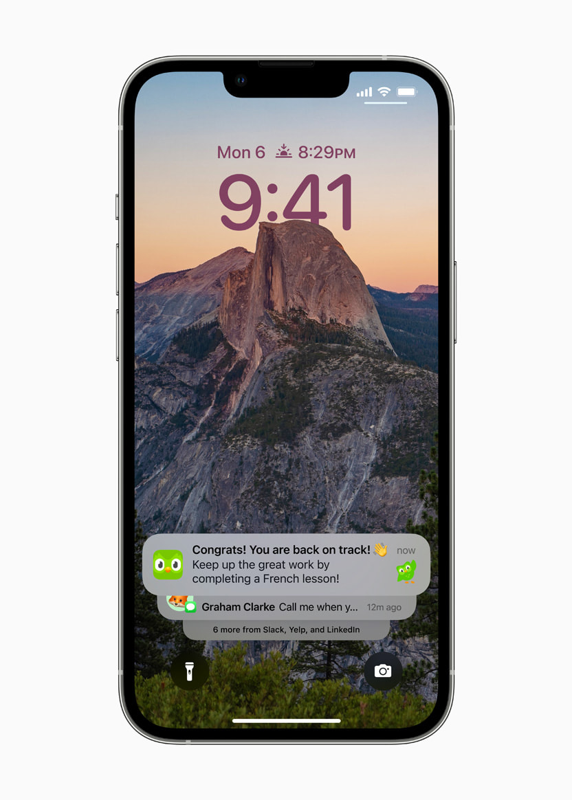 How to Get Old Notifications Style Back on iOS 16 Lock Screen